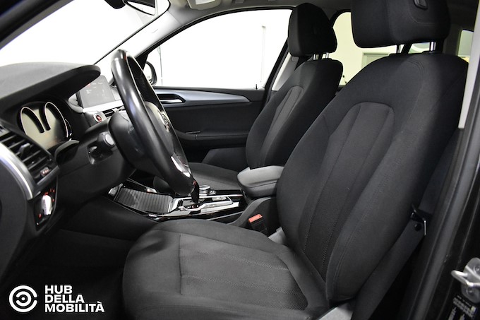 BMW X3 xDrive20d 48V Business Advantage